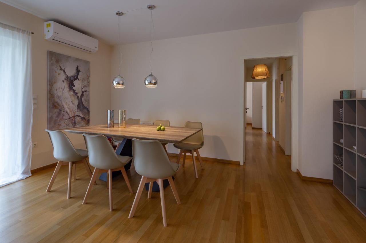 Sagittarius - Faliro Sea Side Apartment Atenas Exterior foto